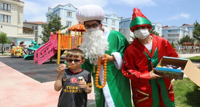 Nevşehir’de çocuklar için parklarda eğlence düzenlendi