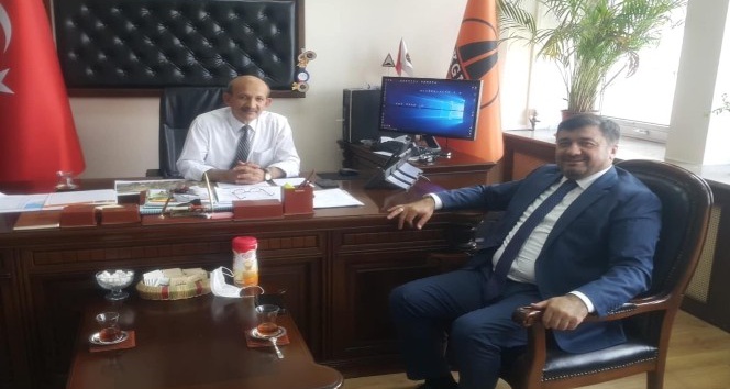 Başkan Şenlikoğlu, Giresun’a yapılacak projelerle ile ilgili Ankara’da