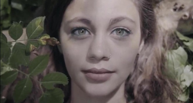 Manisalı şarkıcı sesiyle mest etti