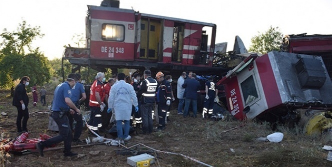 Malatya'da yük trenleri çarpıştı: Ölü ve yaralılar var