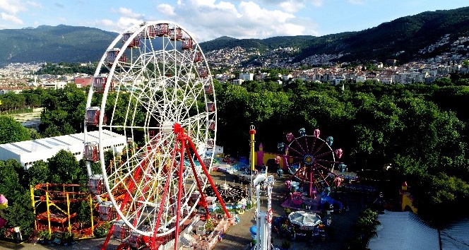 Bursa’nın simgesi Lunapark açılmak için gün sayıyor