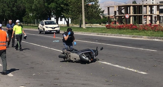 Niğde’de otomobil ile motosiklet çarpıştı: 1 ağır yaralı