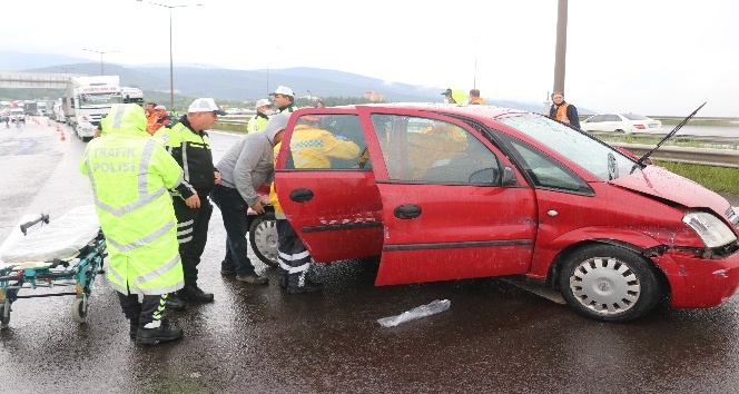 TEM’de zincirleme trafik kazası: 4 yaralı