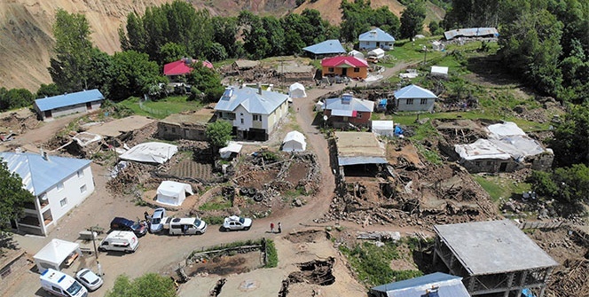 Bingöl'de deprem bölgesinde yaşam