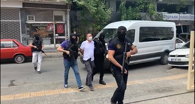 Terör örgütü DHKP/C’nin kasası olduğu ifade edilen M.S.D hücre evinde yakalandı