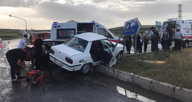 kayseri de trafik kazasi 8 yarali