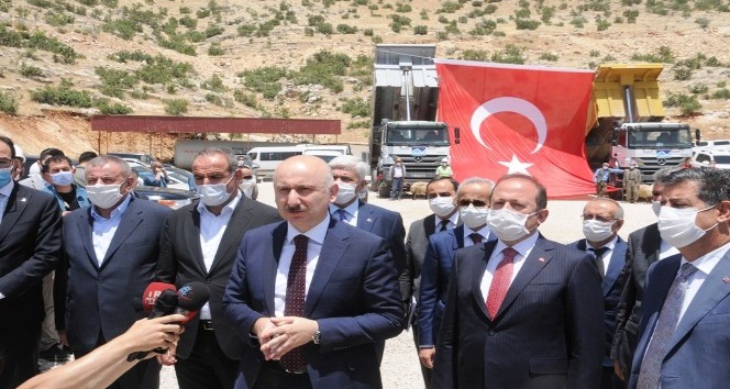 Ulaştırma ve Altyapı Bakanı Karaismailoğlu: &quot;Şırnak’a 18 yılda 5 milyarın üzerinde yatırım yaptık&quot;