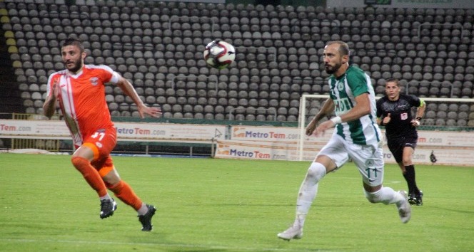 TFF 1. Lig: Giresunspor: 0 - Adanaspor: 0 (İlk yarı sonucu)