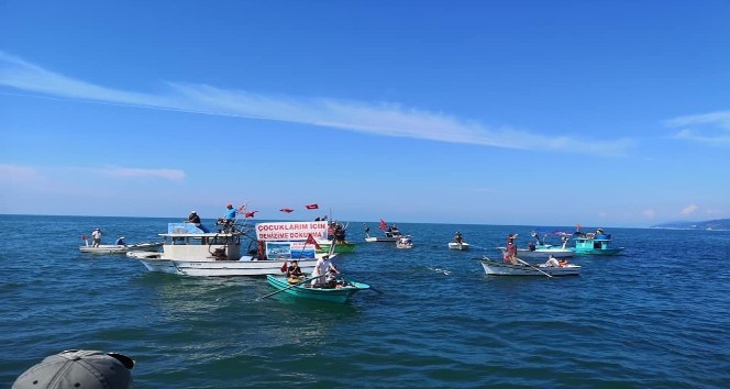Ardeşen’de ‘Deniz Kafesli Balık Çiftliği Projesi’ protestosu