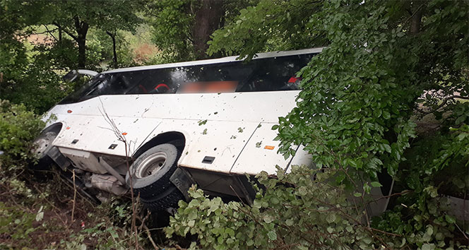 Tekirdağ&#039;da yolcu minibüsü devrildi: 5 Yaralı