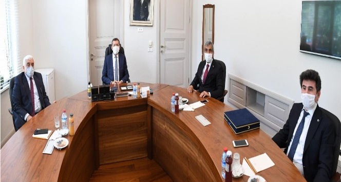 Kilis heyeti Bakan Selçuk’u ziyaret etti