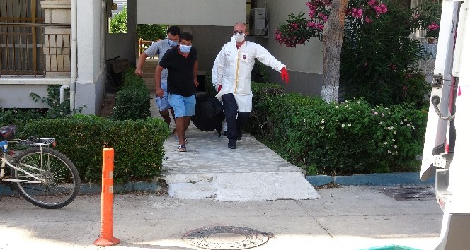 Mersin’de şüpheli ölüm