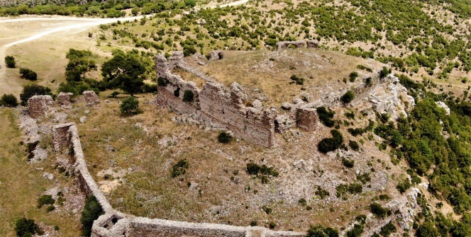 Tarihi kale ilgisizlikten yok olma tehlikesiyle karşı karşıya