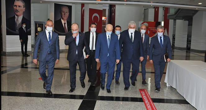 MHP’de milletvekilleri toplandı