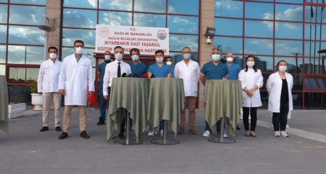 Diyarbakır'da koronavirüs tedavisi gören hastaya Türk ışını tedavisi uygulandı