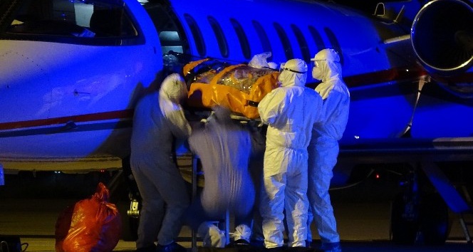 Rusya’da korona virüs bulaşan 2 Türk, özel uçakla Bursa’ya getirildi