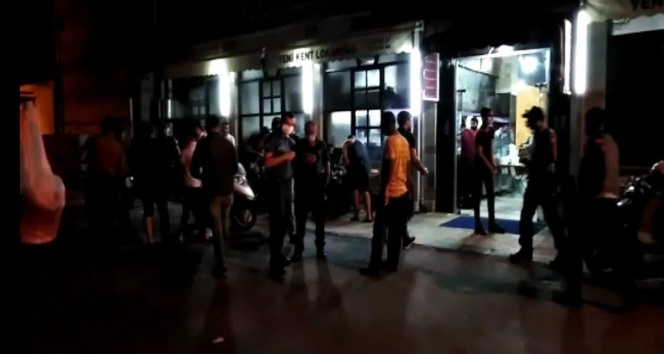 Tarsus’ta lokantaya silahlı saldırı