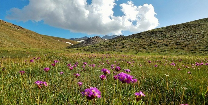 Dört mevsimin yaşandığı Geyik Dağı’ndan kartpostallık görüntüler