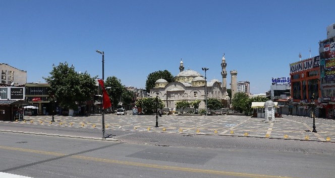 Malatya kısıtlamanın ikinci gününde de sessizliğini korudu