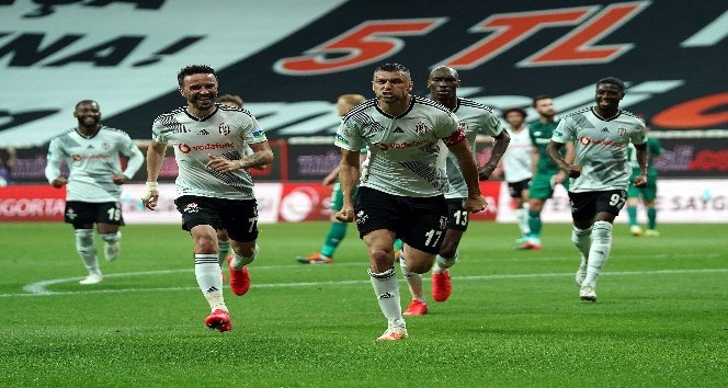 Beşiktaş’ta gözler 15 puanda