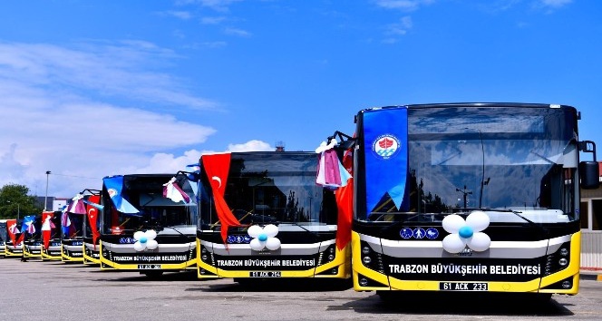 Trabzon’da Büyükşehir Belediyesi 20 yeni otobüsü hizmete soktu
