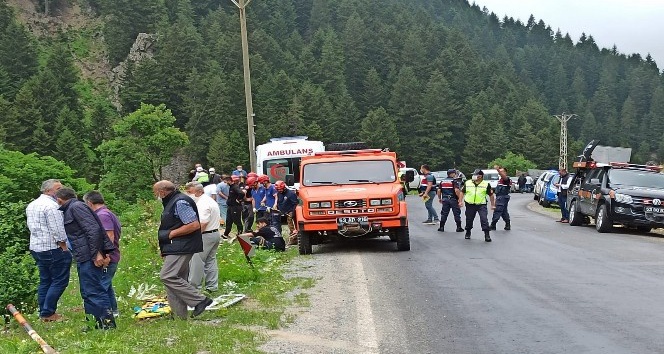 Erzurum’da otomobil şarampole uçtu: 1 ölü, 3 yaralı