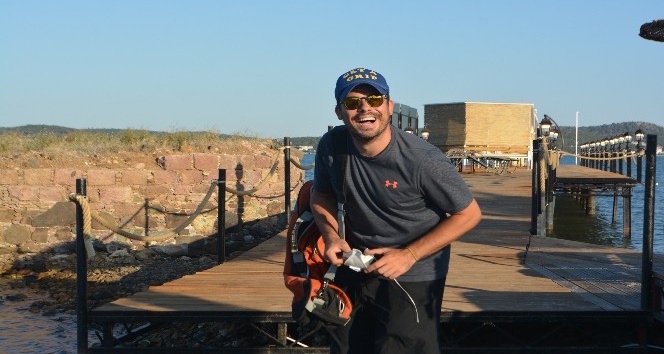 Ünlü oyuncu Kemal Pekser, “Dizi film çekimlerindeki set aşklarına inanmıyorum”