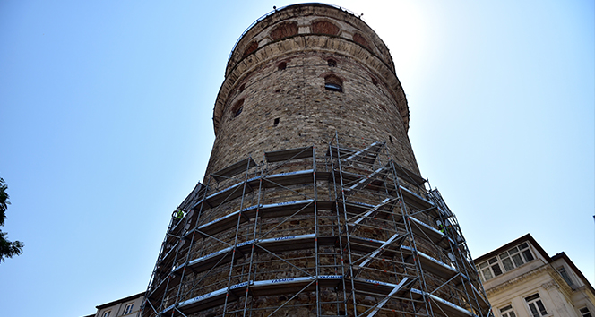 Galata Kulesi’ndeki restorasyon çalışması havadan görüntülendi