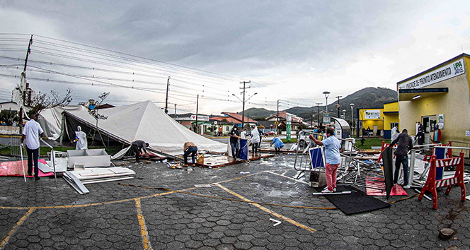 Brezilya&#039;nın güneyini fırtına vurdu: 10 ölü