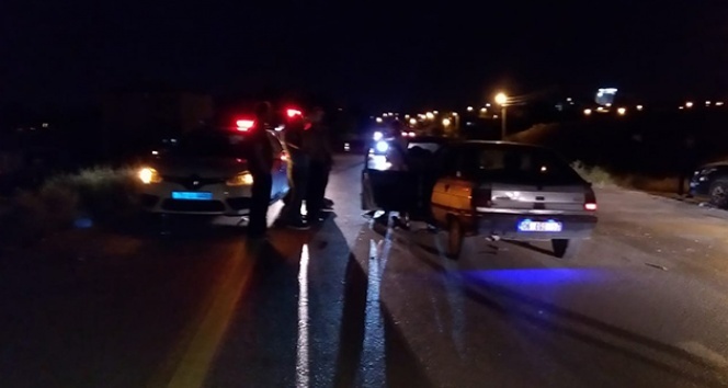 Kırıkkale&#039;de 2 otomobil kafa kafaya çarpıştı: 2 yaralı
