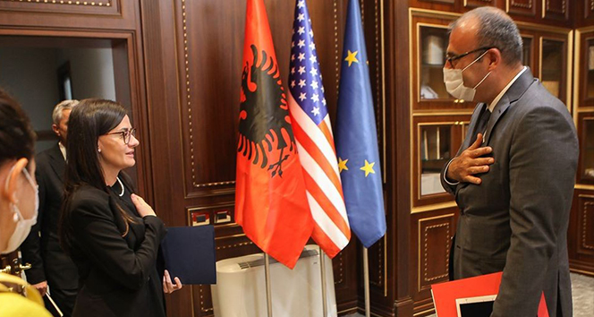 Kosova Dışişleri Bakanı Stublla&#039;dan Türkiye&#039;ye teşekkür