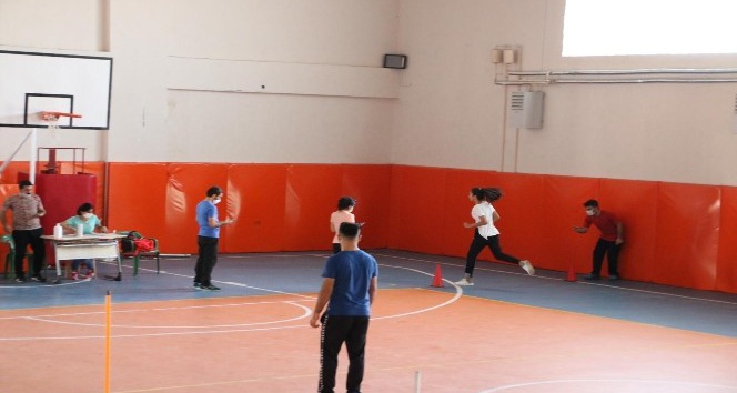 Cizre’de Spor Lisesine ön başvurular başladı