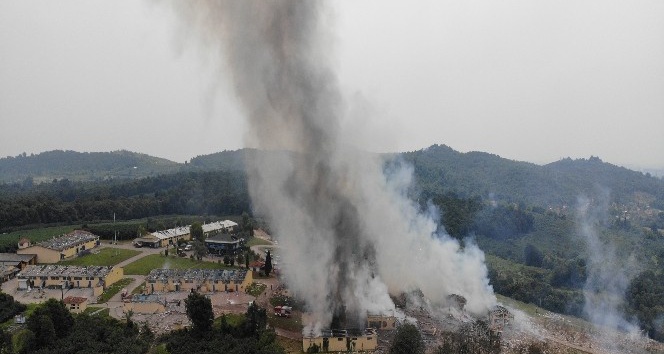 Fabrika yangını havadan görüntülendi