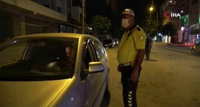 Huzur uygulamasında sürücüler maskeye sarıldı