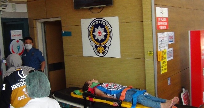 Bursa’da  2. kattan düşen 7 yaşındaki çocuğun burnu bile kanamadı
