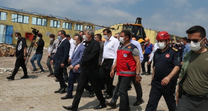 Bakan Kasapoğlu, patlama alanında incelemelerde bulundu