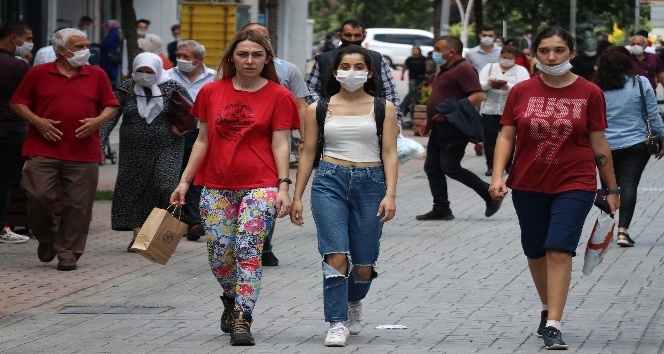 Bolu’da, maske takmayan 458 kişiye 412 bin lira para cezası