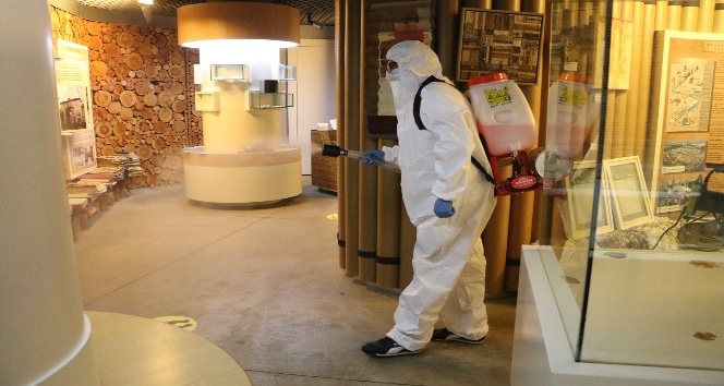 Yalova’da müzeler dezenfekte edildi