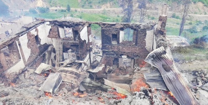 Artvin'de onlarca ev küle döndü