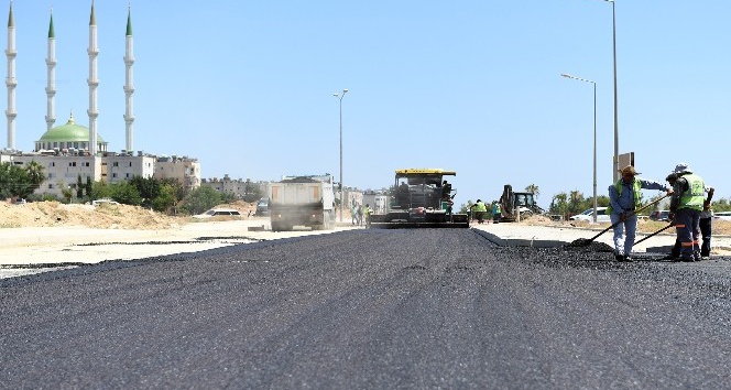 Mersin’de asfalt çalışmaları hız kazandı