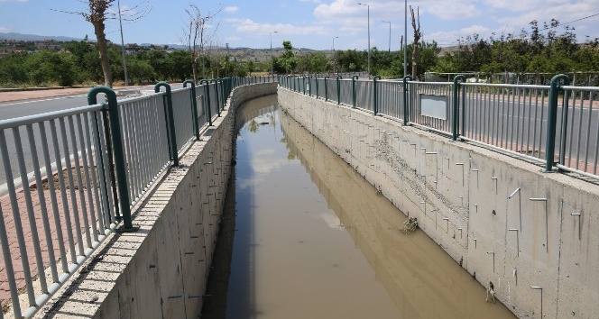 Melikgazi’nin yağmur suyu kanalları aşırı yağıştan etkilenmedi