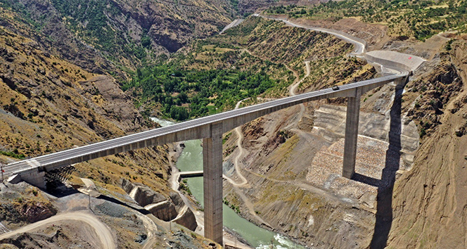 Türkiye&#039;nin en yüksek köprüsü açılıyor