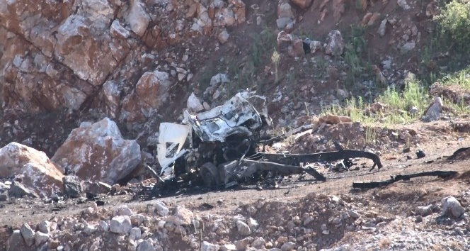 Sakarya’da 3 askerin şehit düştüğü patlama alanı görüntülendi