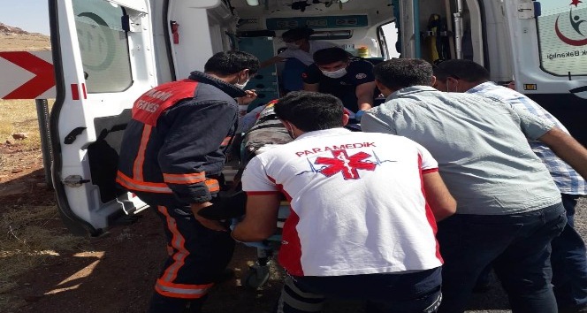 Mardin’de otomobil ile hafif ticari araç çarpıştı: 1 ölü, 1 yaralı