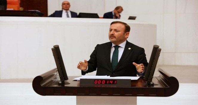 Milletvekili Sabri Öztürk, yapılan bir araştırmada en başarılı üçüncü milletvekili seçildi