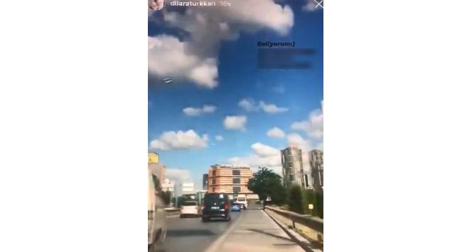 Türkkan’ın modacı kızı çakarlı araçla trafik kurallarını hiçe sayıp sosyal medyadan paylaştı