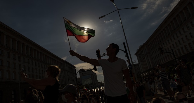 Bulgaristan&#039;da hükümet karşıtı gösteriler büyüyor