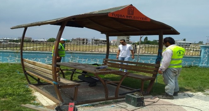 Tuşba’da tahrip edilen parklar onarılıyor