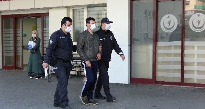 Trabzon’da doktora yangın tüpüyle saldıran şahsın yargılanmasına başlandı