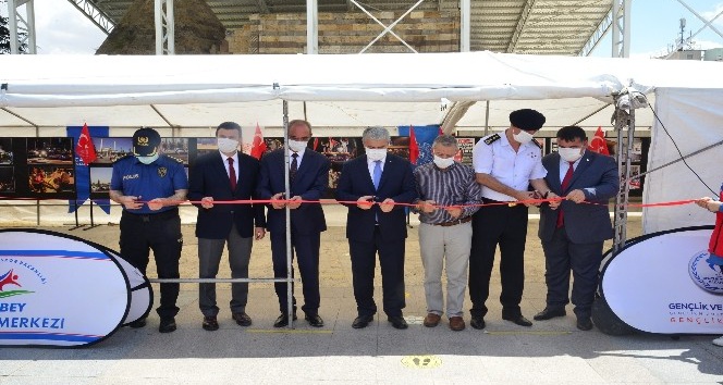 Kırşehir’de, 15 Temmuz Demokrasi ve Milli Birlik Günü Fotoğraf Sergisi açıldı